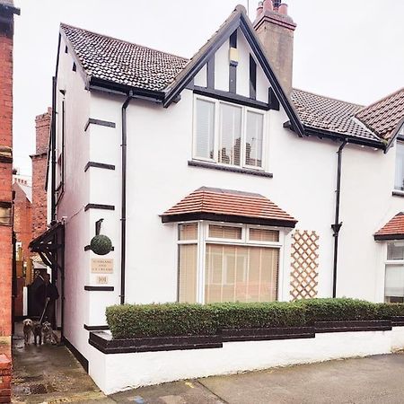 Sunbeams And Ice Creams Villa Scarborough Exterior photo
